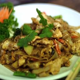 TH4c: Spicy Drunken Noodle with Chicken