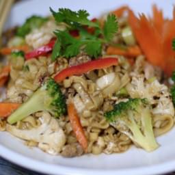 TH10b: Fried Egg-Noodle with Beef